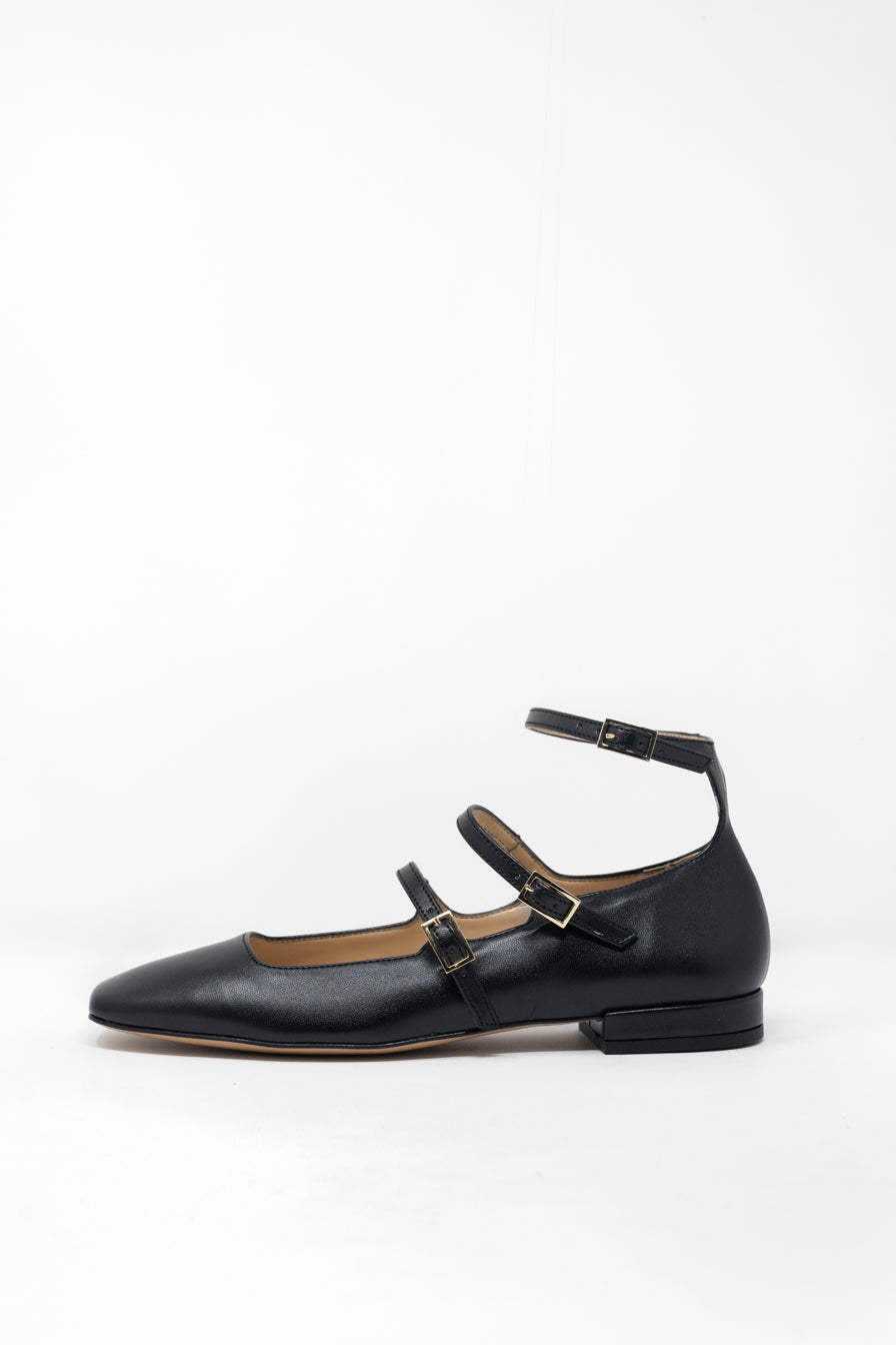 Black Ankle Strap Women s Spring Shoes Elegance Redefined Price Rizzi Shoes Made with by Tante Emma Business Agency